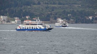 Bozcaada ve Gökçeadaya yarınki tüm feribot seferleri iptal edildi