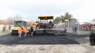 Bünyan Sümer Mahallesinde asfalt çalışmaları başladı.