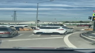 Bursada sürücüler yere dökülen malzeme için seferber oldu
