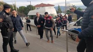 Bursadaki kuyumcu fonu sanıkları adliyeye sevkedildi...Tüm servetine tedbir geldi