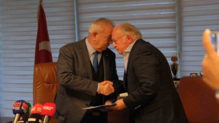 Bursasporda Sinan Bür ve Raşit Barışıcı başkan adayı oldu