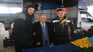 Büyükkılıçtan pazar yerine ziyaret