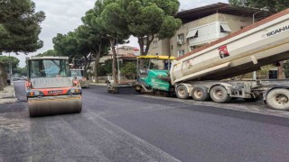 Büyükşehir, Nazillide yolları yeniliyor