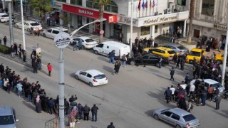 Cadde ortasında satırlı gerginlik