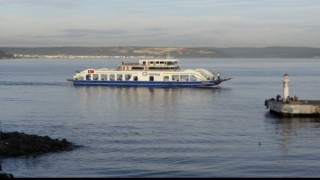 Çanakkale-Eceabat hattında bazı feribot seferleri iptal edildi