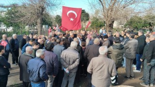 CHP'li 300 partili ön seçimsiz belirlenen adaya destek vermeme kararı aldı