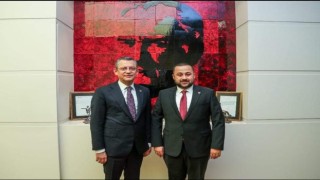 CHP’nin Osmaniye belediye başkan adayı Serkan Karayiğit oldu
