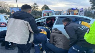 Dicle Üniversitesi yerleşkesinde kaza: 2 yaralı