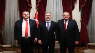 Dışişleri Bakanı Fidan, HÖH Eş Başkan Adayları Çakırov ve Peevski ile bir araya geldi
