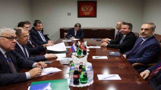 Dışişleri Bakanı Fidan, New Yorkta Rusya Federasyonu Dışişleri Bakanı Sergey Lavrov ile görüştü