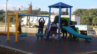 Efelerde parklar yenileniyor