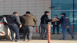 Elini kesim makinesine kaptıran işçinin 2 parmağı koptu