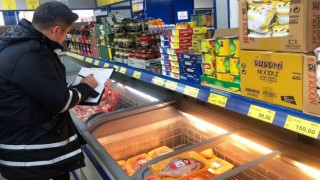 Emet Belediyesi Zabıta ekiplerinden marketlerde sıkı denetim