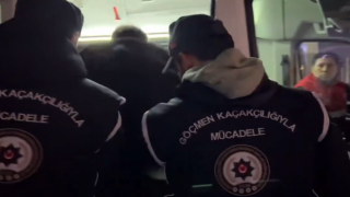 Emniyetten 3 ilde göçmen operasyonu: 121 kaçak göçmen yakalandı