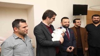 Ercişte 2024ün ilk bebeği dünyaya geldi