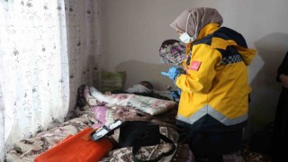 Ercişte 95 yaşındaki hasta kadın için seferberlik