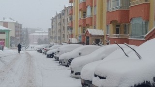 Erzurumda kar kalınlığı 40 santimetreye ulaştı