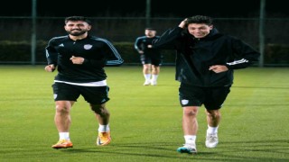 Erzurumspor FK Antalyada kampa girdi