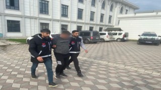 Eski eşini öldüren, arkadaşını da yaralayan şüpheli tutuklandı