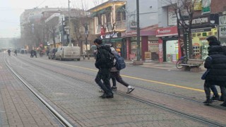 Eskişehirde kar yağışı başladı