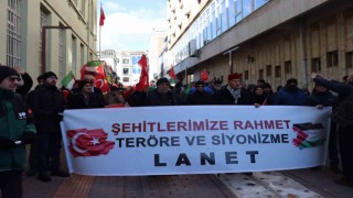 Eskişehirde Pençe Kilit Harekâtında şehit olan askerler ve Gazze için yürüyüş