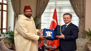 Fas İstanbul Başkonsolosu Mehdi Erramı, Vali Ünlüyü ziyaret etti