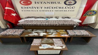 Fatihte şüphe üzerine durdurulan şahsın üzerinden uyuşturucu madde çıktı