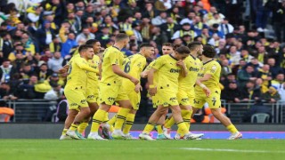 Fenerbahçe deplasmanda yenilmezlik serisini 9 maça çıkardı
