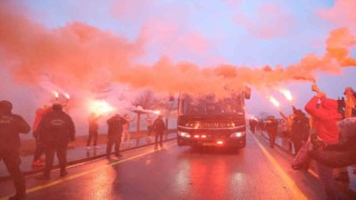 Galatasaray kafilesine Sivasta coşkulu karşılama