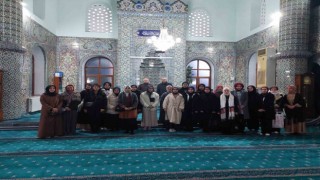 Gedizde ailece camideyiz, milletçe duadayız sabah namazı buluşması