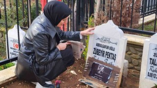 Genç kadın babasının emaneti olan gazeteye sahip çıktı