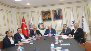 HAK EMEK-DER Yönetim Kurulu Başkanı Bayram Altun: “En düşük emekli maaşı asgari ücret seviyesine çekilmeli”