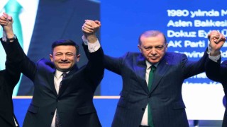 Hamza Dağdan ilk mesaj: “İzmirimizde yeni bir hikaye yazmak için başlıyoruz”