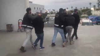 Hatay’da Hasarlı binadan hırsızlık yapan 3 şahıs tutuklandı