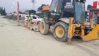 Hatay Büyükşehir Belediyesi, 15 İlçede Yol ve Yağmursuyu Hattı Çalışmalarını Sürdürüyor