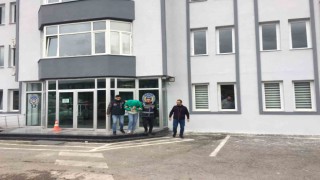 İş yerinden 900 bin TLlik malzeme çalan şüpheliler yakalandı