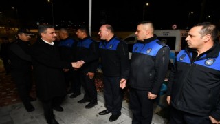 Isparta Valisi Aydın Baruş yılbaşında görevli personeli ziyaret etti
