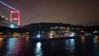 İstanbul Boğazı gemi trafiğine kapatıldı