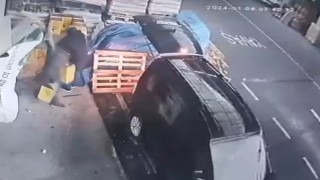 İstanbulda toptancıdan yağ çalan hırsızlar kamerada