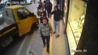 İzmirde kamyonet yayalara çarpıp iş yerine dalmıştı, dehşet anlarını anlattılar