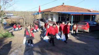 İzmit Belediyesi ekipleri köy köy gezerek talepleri dinliyor