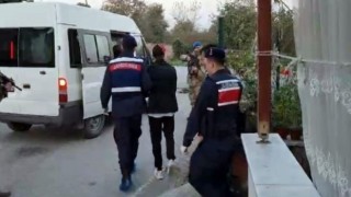 Jandarma bir ayda 244 düzensiz göçmen ve 26 organizatörü yakaladı
