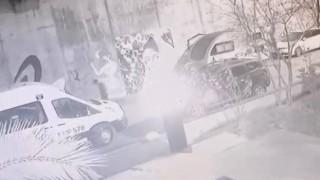 Kadıköyde öğrenci taşıyan okul servisinin kaçırılma anı kamerada
