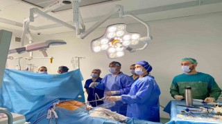 Kanser olan yemek borusu, midesinden yapılan yemek borusuyla değişti