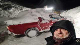 Kar nedeniyle yolda kalan aracını 4 gün sonra buldu