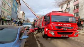 Karsta baca yangını söndürüldü