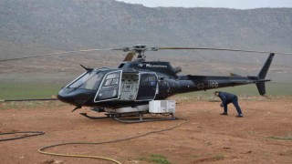 Kesintisiz enerji için helikopterle bakım onarım yapılıyor