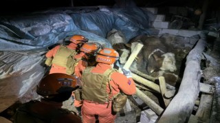 Kırgızistan-Çin sınırındaki depremde 3 Çinli öldü