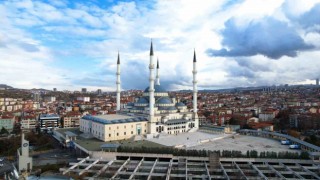Kocatepe Camiinin gökyüzü ile buluşması havadan görüntülendi