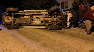 Kontrolden çıkan araç park halindeki araçları biçti